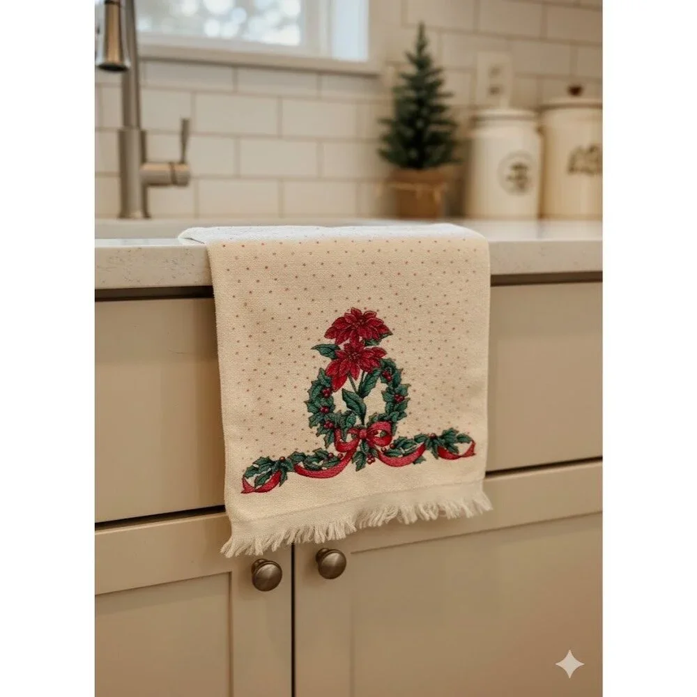 VTG‎ Royal Terry B&D Christmas Hand Towel Poinsettia Wreath Pink Dot Fringe MCM